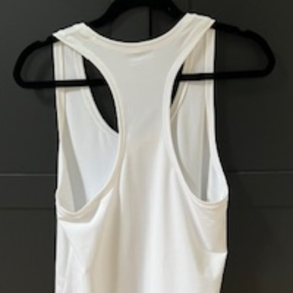 Athleta Racerback Tank Large - Picture 4 of 6